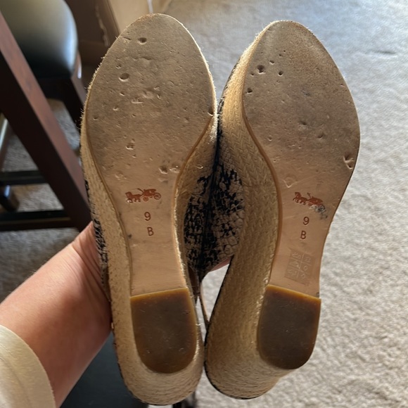 Coach snakeskin wedges in excellent condition - Picture 4 of 5